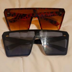 Pair of 2 oversized sunglasses